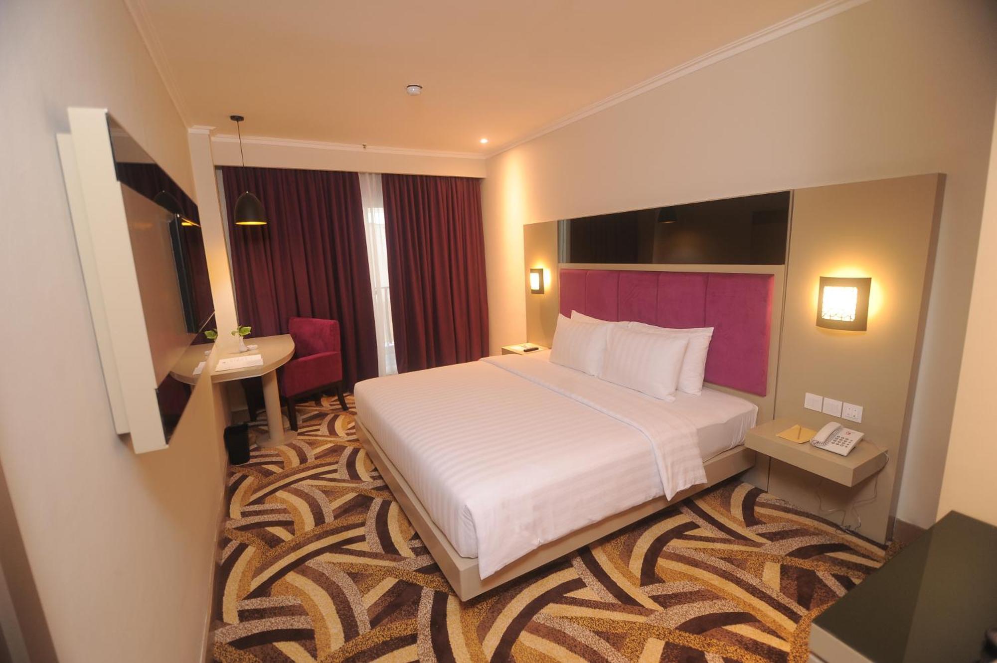 S-One Hotel Palembang Palimbão Exterior foto