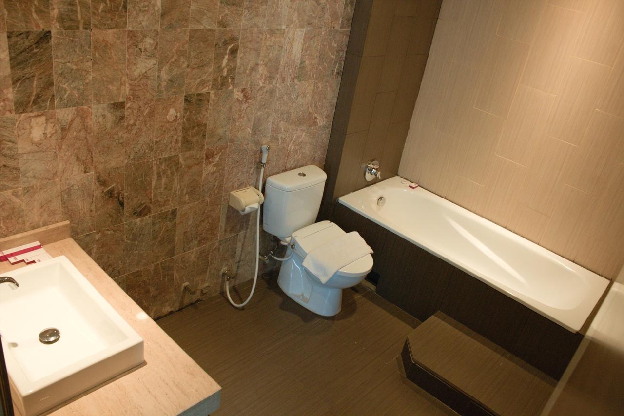 S-One Hotel Palembang Palimbão Exterior foto